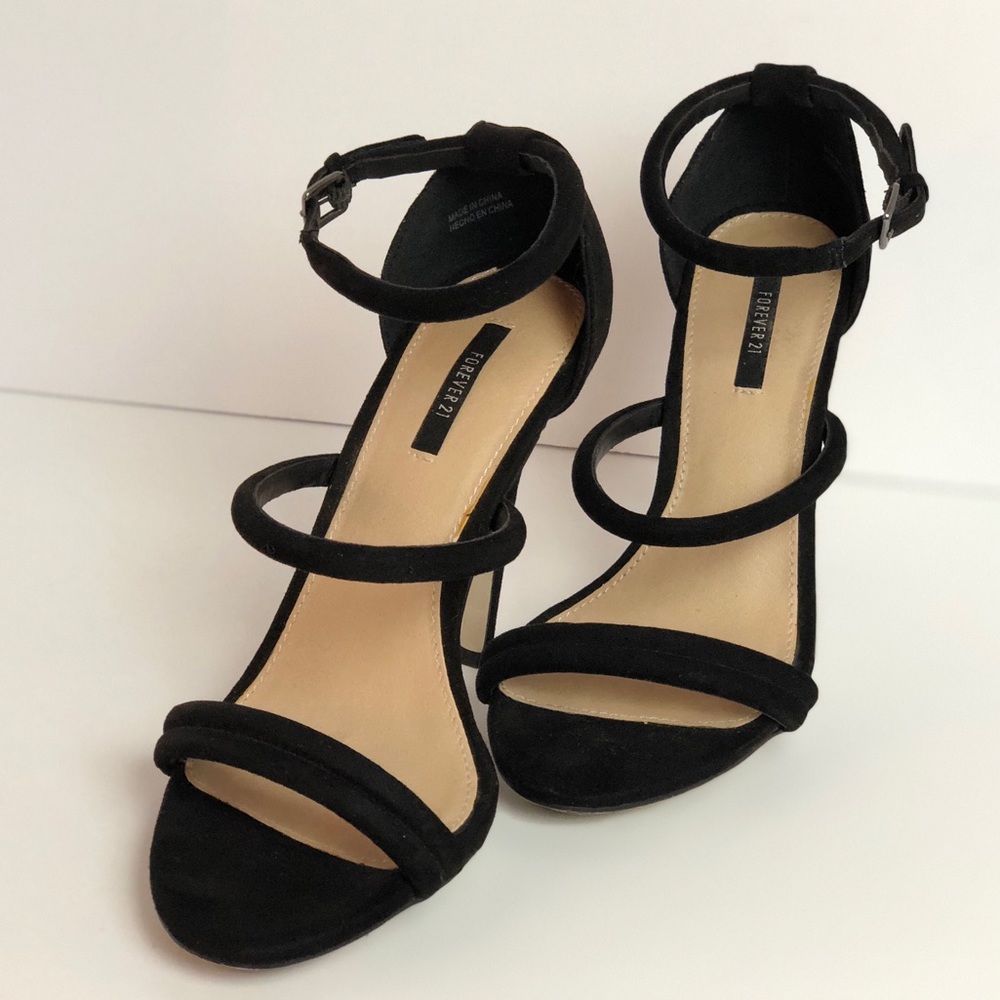 Forever 21 Black strappy heels size 6.5